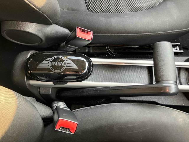 ＭＩＮＩ 　ＥＴＣ　バックカメラ　ナビ　ＴＶ　アルミホイール　キーレスエントリー　ＡＴ　盗難防止システム　ＡＢＳ　ＥＳＣ　ＣＤ　ＵＳＢ　ミュージックプレイヤー接続可　Ｂｌｕｅｔｏｏｔｈ　エアコン（42枚目）