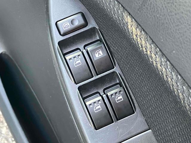 ムーヴ カスタム　ＲＳリミテッド　ＥＴＣ　ナビ　ＨＩＤ　キーレスエントリー　電動格納ミラー　ベンチシート　ＡＴ　ＡＢＳ　アルミホイール　衝突安全ボディ　エアコン　パワーステアリング　パワーウィンドウ（10枚目）