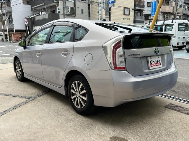 プリウス Ｓ　ナビ＆フルセグＴＶ・バックカメラ・ＥＴＣ（5枚目）