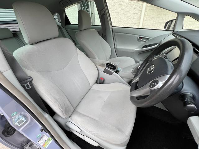 プリウス Ｓ　ナビ＆フルセグＴＶ・バックカメラ・ＥＴＣ（14枚目）