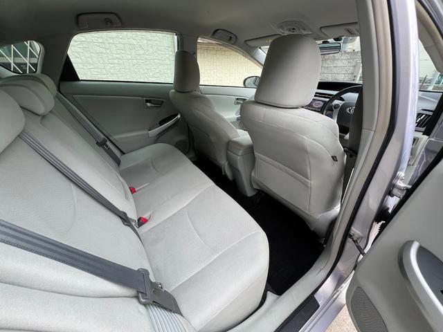 プリウス Ｓ　ナビ＆フルセグＴＶ・バックカメラ・ＥＴＣ（27枚目）