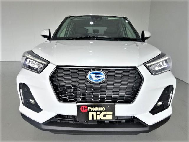 プレミアムG HEV 9インチディスプレイオーディオ パノラミックビューカメラ 衝突軽減ブレーキ シートヒーター レーダークルコン クリアランスソナー オートハイビーム LEDヘッドライト フォグライト 17アルミ(6枚目)