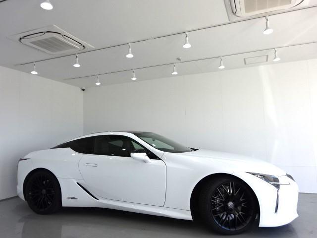 LC500h Sパッケージ カールソン21インチアルミホイール シートヒーター ステアリングヒータ レクサス純正ナビ Bluetooth フルセグTV 三眼LEDヘッドライト 安全ブレーキ クルーズコントロール オートハイビーム(6枚目)
