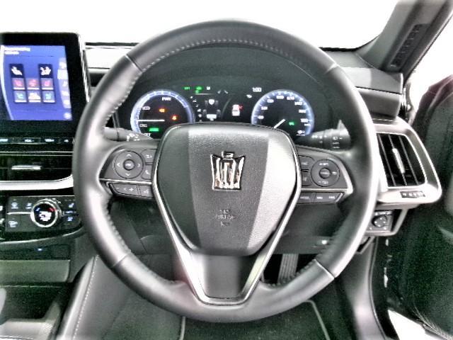 RS リミテッドII BSM トヨタセーフティセンス レザーシート 純正12.3型ナビ Bluetooth フルセグTV シートヒーター クルーズコントロール LEDヘッドライト オートハイビーム パワーシート(6枚目)