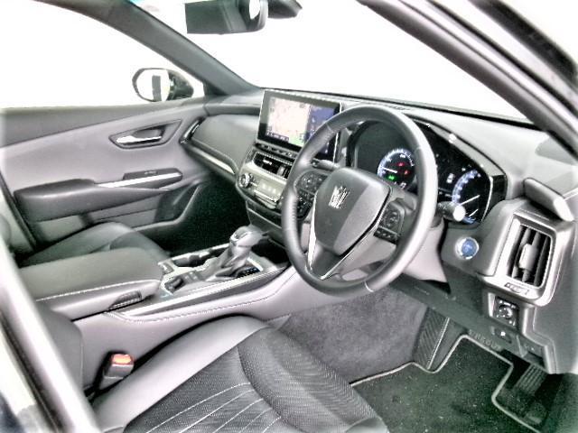 RS リミテッドII BSM トヨタセーフティセンス レザーシート 純正12.3型ナビ Bluetooth フルセグTV シートヒーター クルーズコントロール LEDヘッドライト オートハイビーム パワーシート(17枚目)