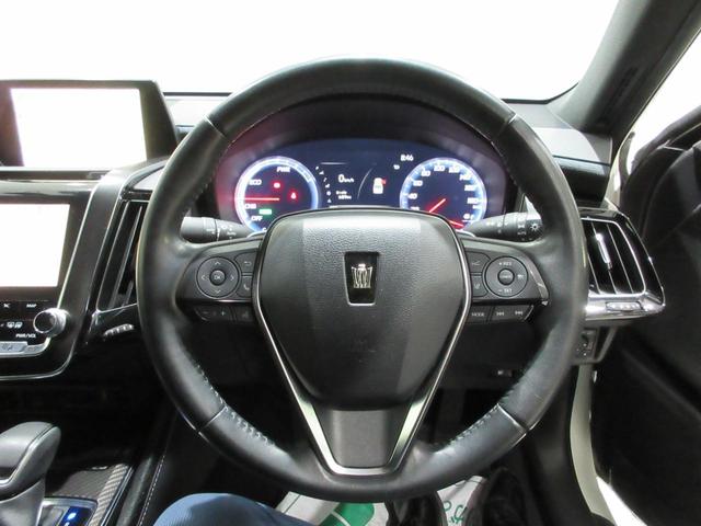 RS TRDエアロ・LDA・シートヒーター・パワーシート・トヨタ純正マルチナビ・レーダークルーズコントロール・Bluetooth・2.0ETC・バックカメラ・フルセグ・ステアリングヒーター・コーナーセンサー(7枚目)