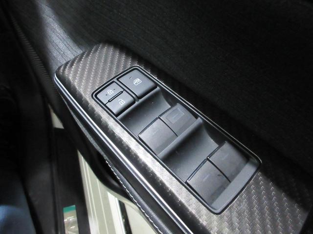 RS TRDエアロ・LDA・シートヒーター・パワーシート・トヨタ純正マルチナビ・レーダークルーズコントロール・Bluetooth・2.0ETC・バックカメラ・フルセグ・ステアリングヒーター・コーナーセンサー(14枚目)