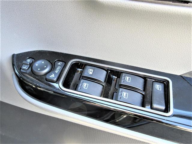 カスタムRSセレクション 全周囲カメラ・シートヒーター・純正メモリーナビ・Bluetooth・フルセグTV・ドライブレコーダー・バックカメラ(24枚目)