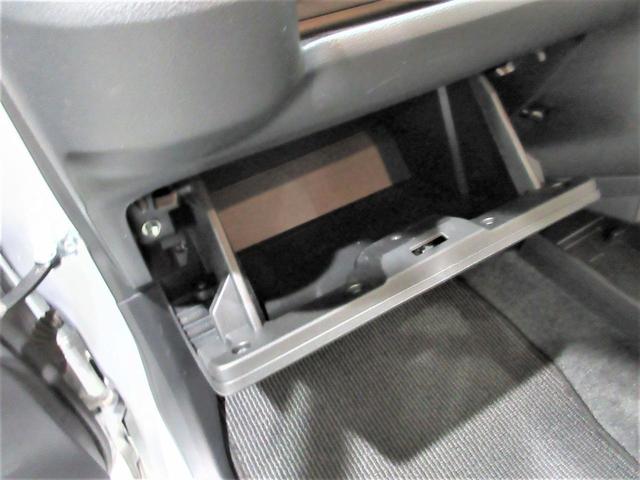 L 純正CDオーディオ CD AUX ハロゲンヘッドライト 13インチタイヤ ダイヤル式エアコン 衝突安全ボディ エアバック パワーウィンドウ キーレスエントリー アイドリングストップ パワーステアリング(32枚目)