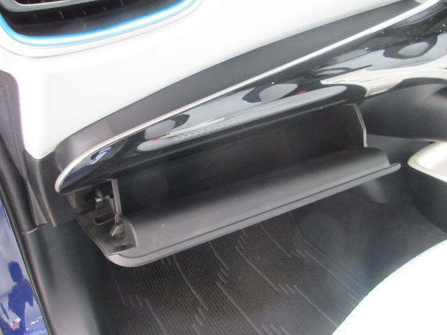 A 禁煙車 BSM LDA HUD 衝突軽減 クルーズコントロール コーナーセンサー LEDヘッドライト 純正7型ナビ CD DVD Bluetooth フルセグTV ドライブレコーダー バックカメラ(62枚目)