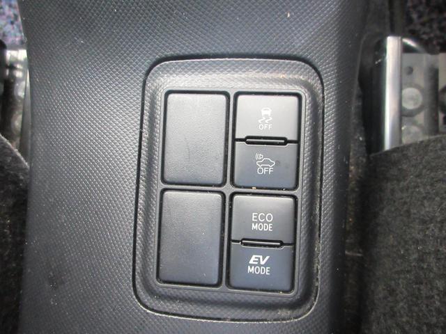S 衝突軽減ブレーキ・カロッツェリア7型ナビ・CD・DVD・フルセグTV・Bluetooth・バックカメラ・ETC・オートハイビーム・オートライト・オートエアコン・ドライブレコーダー・禁煙車(23枚目)