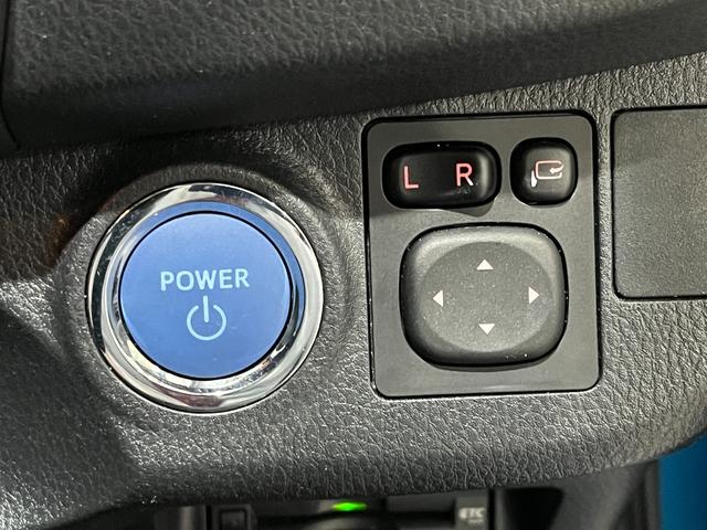 ヴィッツ ハイブリッドＦ　トヨタセーフティセンス　純正７型ナビ　ＬＥＤヘッドライト　ＣＤ　Ｂｌｕｅｔｏｏｔｈ　ＴＶ　バックモニター　プッシュスタート　ビルトインＥＴＣ　ＡＵＴＯライト　ステアリングスイッチ　アイドリングストップ（21枚目）