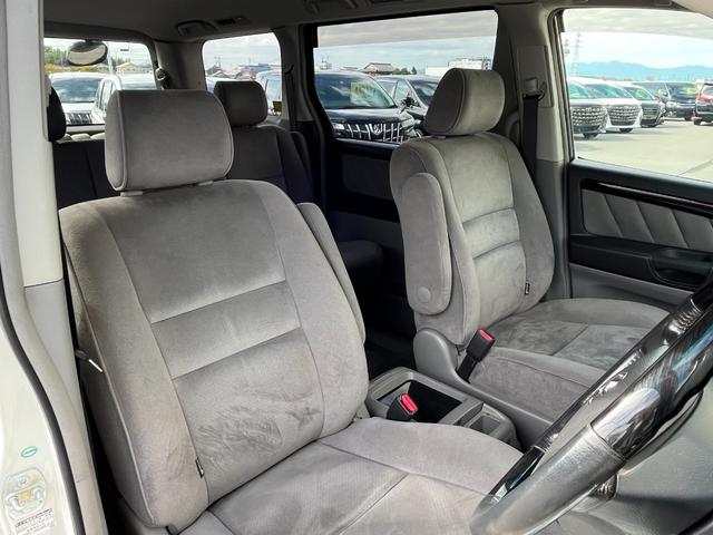 TOYOTA ALPHARD V AS PLATINUM SELECTION