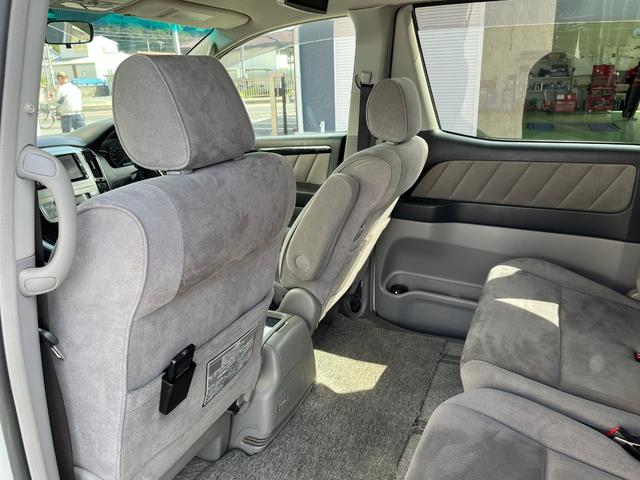 TOYOTA ALPHARD V AS PLATINUM SELECTION