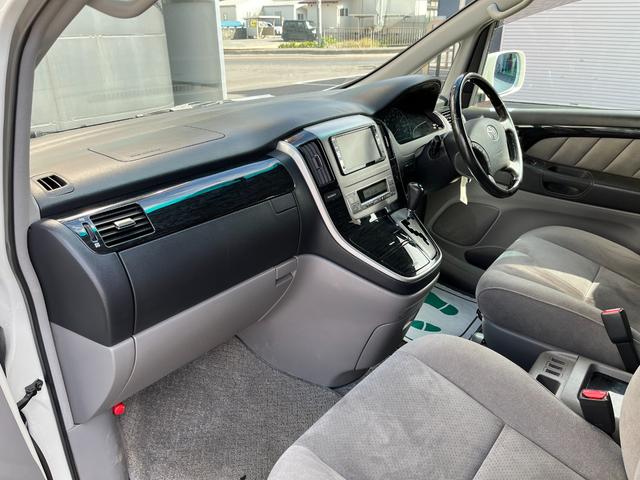 TOYOTA ALPHARD V AS PLATINUM SELECTION