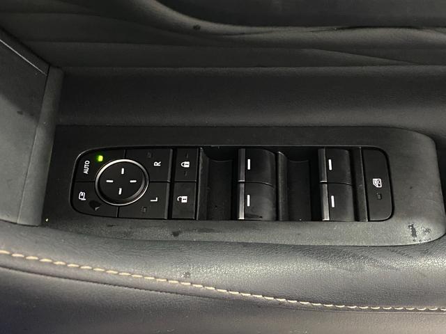 アルファードハイブリッド Z モデリスタエアロ ブリッツ車高調 VERZ21インチAW 左右独立ムーンルーフ シグネチャーイルミブレード 純正13.2型後席モニター デジタルインナーミラー BSM パノラミックビューモニター(33枚目)