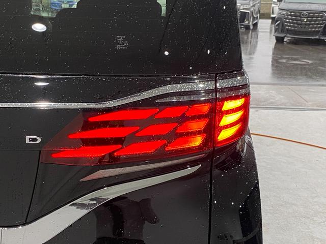 アルファードハイブリッド Z モデリスタエアロ ブリッツ車高調 VERZ21インチAW 左右独立ムーンルーフ シグネチャーイルミブレード 純正13.2型後席モニター デジタルインナーミラー BSM パノラミックビューモニター(72枚目)