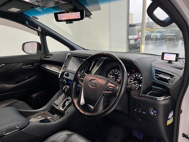 アルファード 3.5エグゼクティブラウンジ 寒冷地 モデリスタエアロ WORK21インチAW ツインムーンルーフ JBLプレミアサウンド リアエンターテイメント デジタルインナーミラー 黒革シート 3眼LED BSM ビルトインETC2.0(45枚目)