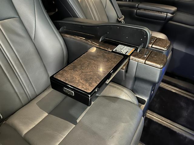 アルファード 3.5エグゼクティブラウンジ 寒冷地 モデリスタエアロ WORK21インチAW ツインムーンルーフ JBLプレミアサウンド リアエンターテイメント デジタルインナーミラー 黒革シート 3眼LED BSM ビルトインETC2.0(49枚目)