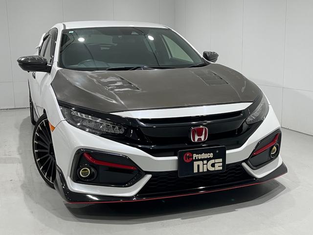 シビック セダン　ホンダセンシング　ＨｏｎｄａＳＥＮＳＩＮＧ　フルエアロ　カーボンボンネット　ＲＥＣＡＲＯシート　ＲＳＥスポーツマフラー　ナビ装着ＰＫＧ　パナソニック１０型ナビＢＤ／ＤＶＤ／ＣＤ　リアウィング　Ｂカメラ　ＥＴＣ２．０（6枚目）