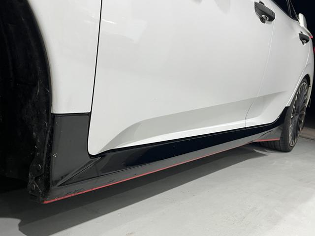 シビック セダン　ホンダセンシング　ＨｏｎｄａＳＥＮＳＩＮＧ　フルエアロ　カーボンボンネット　ＲＥＣＡＲＯシート　ＲＳＥスポーツマフラー　ナビ装着ＰＫＧ　パナソニック１０型ナビＢＤ／ＤＶＤ／ＣＤ　リアウィング　Ｂカメラ　ＥＴＣ２．０（17枚目）