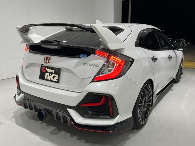 シビック セダン　ホンダセンシング　ＨｏｎｄａＳＥＮＳＩＮＧ　フルエアロ　カーボンボンネット　ＲＥＣＡＲＯシート　ＲＳＥスポーツマフラー　ナビ装着ＰＫＧ　パナソニック１０型ナビＢＤ／ＤＶＤ／ＣＤ　リアウィング　Ｂカメラ　ＥＴＣ２．０（20枚目）
