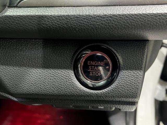シビック セダン　ホンダセンシング　ＨｏｎｄａＳＥＮＳＩＮＧ　フルエアロ　カーボンボンネット　ＲＥＣＡＲＯシート　ＲＳＥスポーツマフラー　ナビ装着ＰＫＧ　パナソニック１０型ナビＢＤ／ＤＶＤ／ＣＤ　リアウィング　Ｂカメラ　ＥＴＣ２．０（30枚目）