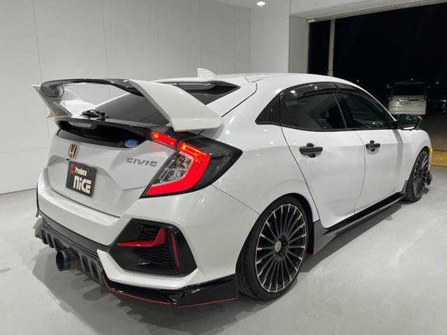 シビック セダン　ホンダセンシング　ＨｏｎｄａＳＥＮＳＩＮＧ　フルエアロ　カーボンボンネット　ＲＥＣＡＲＯシート　ＲＳＥスポーツマフラー　ナビ装着ＰＫＧ　パナソニック１０型ナビＢＤ／ＤＶＤ／ＣＤ　リアウィング　Ｂカメラ　ＥＴＣ２．０（61枚目）