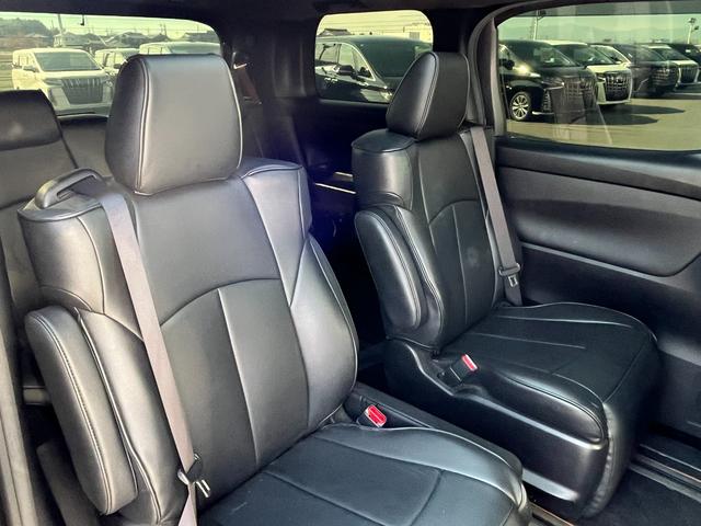 アルファード 2.5S タイプゴールド ブリッツ車高調 ロクサーニ20インチAW ツインムーンルーフ デジタルインナーミラー BSM 後席モニター エントリーナビキット フルセグTV CD/DVDデッキ 3眼LEDヘッドライト(40枚目)