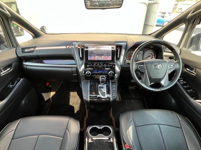 アルファード 2.5S タイプゴールド ブリッツ車高調 ロクサーニ20インチAW ツインムーンルーフ デジタルインナーミラー BSM 後席モニター エントリーナビキット フルセグTV CD/DVDデッキ 3眼LEDヘッドライト(50枚目)