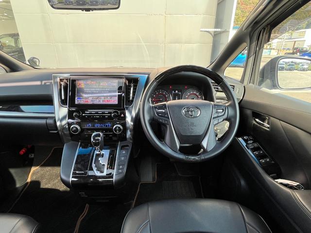 アルファード 2.5S タイプゴールド ブリッツ車高調 ロクサーニ20インチAW ツインムーンルーフ デジタルインナーミラー BSM 後席モニター エントリーナビキット フルセグTV CD/DVDデッキ 3眼LEDヘッドライト(51枚目)