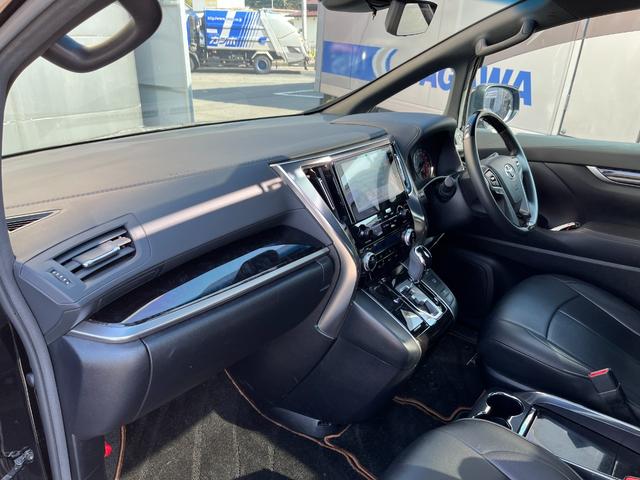 アルファード 2.5S タイプゴールド ブリッツ車高調 ロクサーニ20インチAW ツインムーンルーフ デジタルインナーミラー BSM 後席モニター エントリーナビキット フルセグTV CD/DVDデッキ 3眼LEDヘッドライト(54枚目)