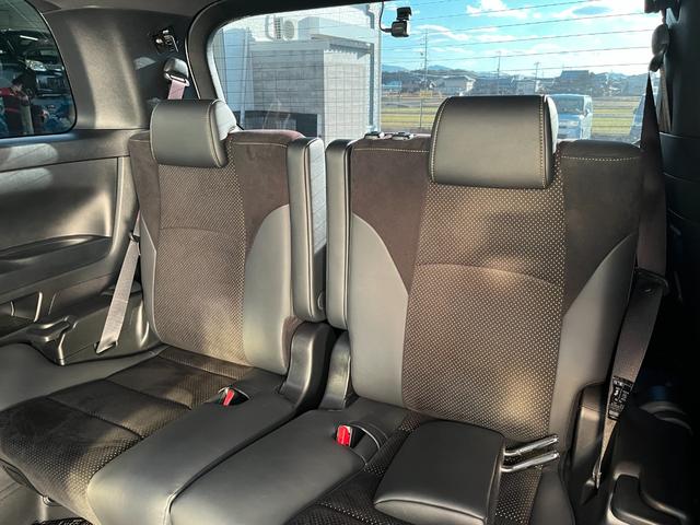 アルファード ２．５Ｓ　タイプゴールド　寒冷地仕様　車高調　ＲＡＹＳ２０インチＡＷ　後席フリップダウンモニター　エントリーナビキット　ＣＤ／ＤＶＤデッキ　フルセグＴＶ　トヨタセーフティセンス　ビルトインＥＴＣ　３眼ＬＥＤヘッドライト（40枚目）