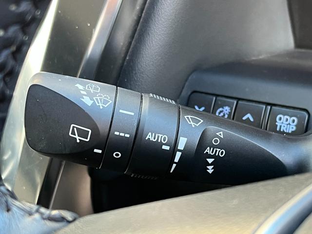 アルファード 2.5S Cパッケージ ALPINE11型ナビ ALPINE後席モニター 3眼LEDヘッドライト トヨタセーフティセンス ヴィエナツウェール20インチAW 両側電動スライドドア PWバックドア 電動オットマン シートヒーター(30枚目)