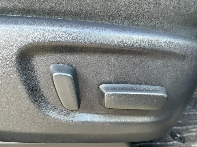 アルファード 2.5S Cパッケージ ALPINE11型ナビ ALPINE後席モニター 3眼LEDヘッドライト トヨタセーフティセンス ヴィエナツウェール20インチAW 両側電動スライドドア PWバックドア 電動オットマン シートヒーター(39枚目)