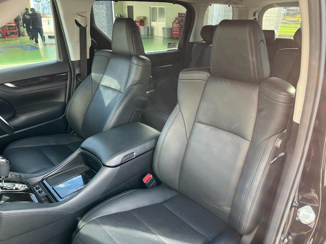 アルファード 2.5S Cパッケージ ALPINE11型ナビ ALPINE後席モニター 3眼LEDヘッドライト トヨタセーフティセンス ヴィエナツウェール20インチAW 両側電動スライドドア PWバックドア 電動オットマン シートヒーター(53枚目)