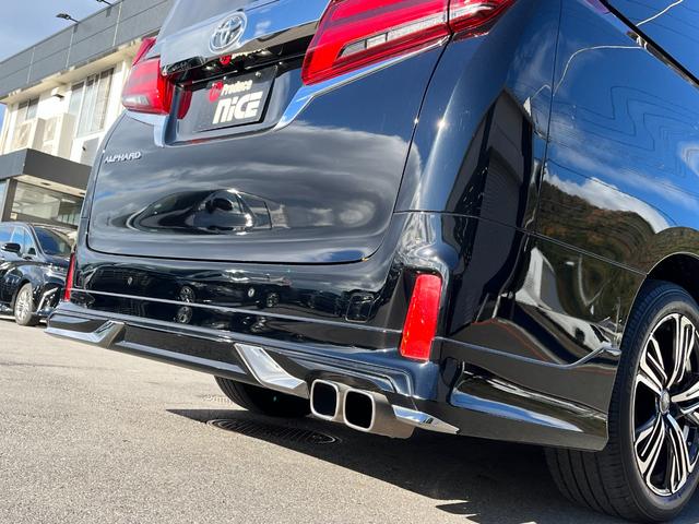 アルファード 2.5S タイプゴールドIII サンルーフ トヨタセーフティセンス シグネチャーイルミブレード モデリスタリアスカート 社外18インチAW 3眼LEDヘッドライト ハーフレザーシート 両側電動スライドドア PWバックドア(11枚目)