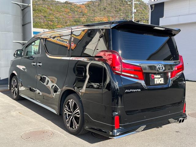 アルファード 2.5S タイプゴールドIII サンルーフ トヨタセーフティセンス シグネチャーイルミブレード モデリスタリアスカート 社外18インチAW 3眼LEDヘッドライト ハーフレザーシート 両側電動スライドドア PWバックドア(18枚目)