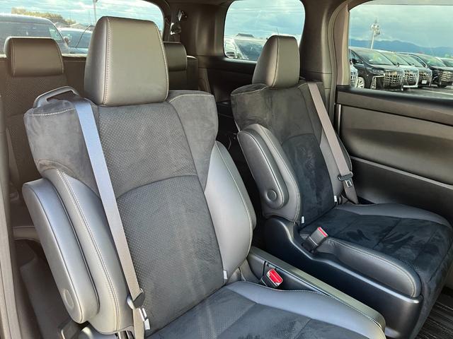 アルファード 2.5S タイプゴールドIII サンルーフ トヨタセーフティセンス シグネチャーイルミブレード モデリスタリアスカート 社外18インチAW 3眼LEDヘッドライト ハーフレザーシート 両側電動スライドドア PWバックドア(40枚目)