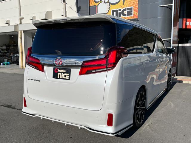 アルファード ２．５Ｓ　タイプゴールド　シルクブレイズエアロＦ／Ｓ／Ｒ　クロノス２０インチアルミホイール　サンルーフ　３眼ＬＥＤヘッドライト　トヨタセーフティセンス　ＰＷバックドア　両側電動スライドドア　ビルトインＥＴＣ　ハーフレザー（21枚目）