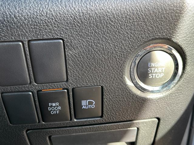 アルファード ２．５Ｓ　タイプゴールド　シルクブレイズエアロＦ／Ｓ／Ｒ　クロノス２０インチアルミホイール　サンルーフ　３眼ＬＥＤヘッドライト　トヨタセーフティセンス　ＰＷバックドア　両側電動スライドドア　ビルトインＥＴＣ　ハーフレザー（28枚目）