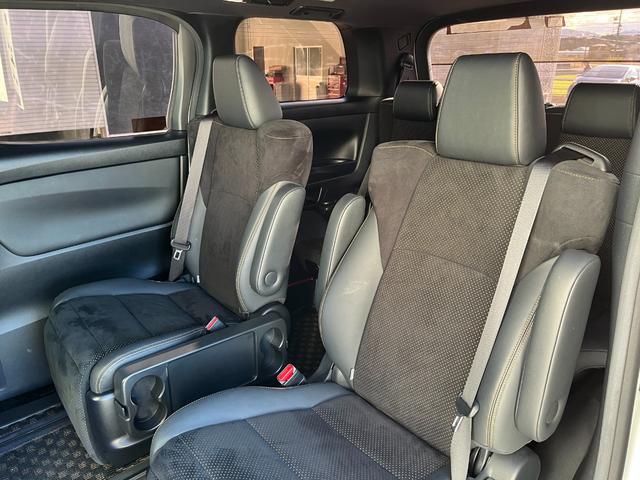 アルファード ２．５Ｓ　タイプゴールド　シルクブレイズエアロＦ／Ｓ／Ｒ　クロノス２０インチアルミホイール　サンルーフ　３眼ＬＥＤヘッドライト　トヨタセーフティセンス　ＰＷバックドア　両側電動スライドドア　ビルトインＥＴＣ　ハーフレザー（47枚目）