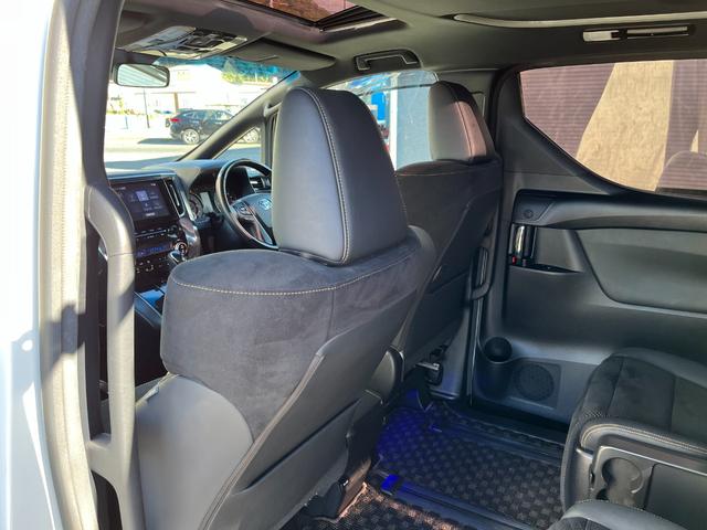 アルファード ２．５Ｓ　タイプゴールド　シルクブレイズエアロＦ／Ｓ／Ｒ　クロノス２０インチアルミホイール　サンルーフ　３眼ＬＥＤヘッドライト　トヨタセーフティセンス　ＰＷバックドア　両側電動スライドドア　ビルトインＥＴＣ　ハーフレザー（48枚目）