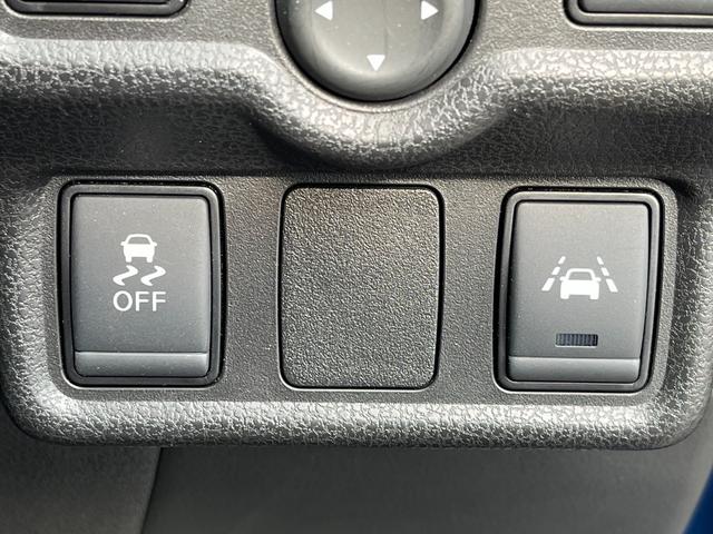 ノート e-パワー X エマージェンシーブレーキ LEDヘッドライト LEDフォグランプ 純正7型ナビ CD/DVD Bluetooth フルセグTV バックモニター 純正14インチAW AUTOライト スマートキー(21枚目)