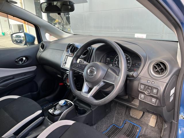 ノート e-パワー X エマージェンシーブレーキ LEDヘッドライト LEDフォグランプ 純正7型ナビ CD/DVD Bluetooth フルセグTV バックモニター 純正14インチAW AUTOライト スマートキー(29枚目)