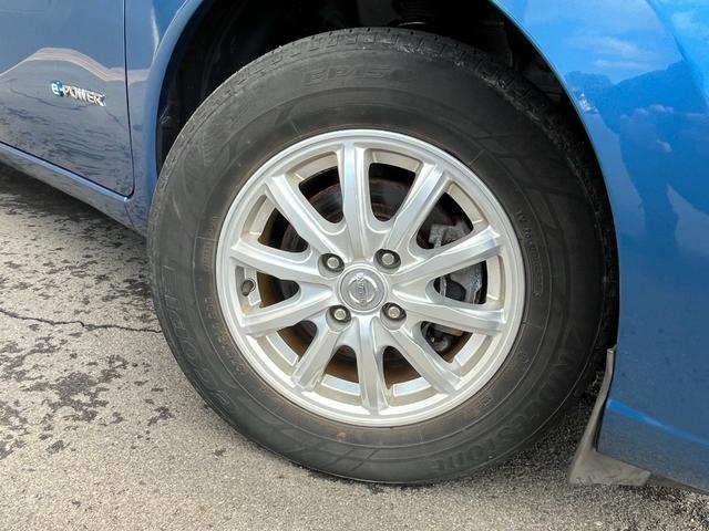 ノート e-パワー X エマージェンシーブレーキ LEDヘッドライト LEDフォグランプ 純正7型ナビ CD/DVD Bluetooth フルセグTV バックモニター 純正14インチAW AUTOライト スマートキー(59枚目)