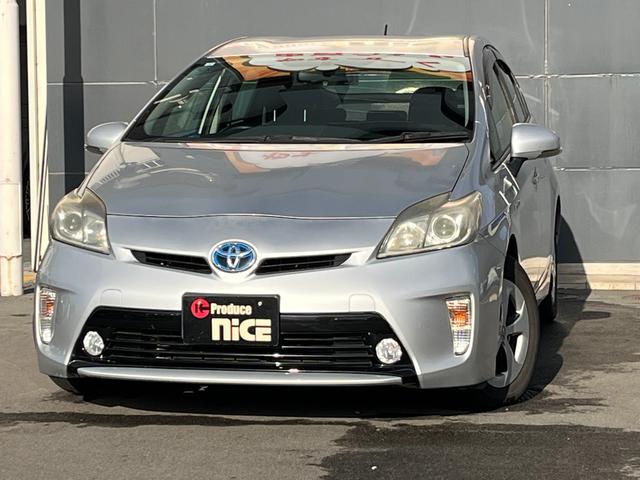 プリウス Ｓ　パナソニック７型ナビ　Ｂｌｕｅｔｏｏｔｈ　バックモニター　ビルトインＥＴＣ　ＨＩＤヘッドライト　フォグランプ　ＣＤ　ＴＶ　ステアリングスイッチ　ＰＵＳＨスタート　純正アルミホイール　ＡＵＴＯライト（10枚目）