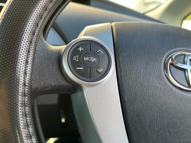 プリウス Ｓ　パナソニック７型ナビ　Ｂｌｕｅｔｏｏｔｈ　バックモニター　ビルトインＥＴＣ　ＨＩＤヘッドライト　フォグランプ　ＣＤ　ＴＶ　ステアリングスイッチ　ＰＵＳＨスタート　純正アルミホイール　ＡＵＴＯライト（19枚目）