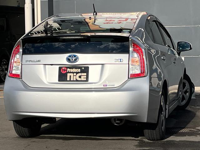 プリウス Ｓ　パナソニック７型ナビ　Ｂｌｕｅｔｏｏｔｈ　バックモニター　ビルトインＥＴＣ　ＨＩＤヘッドライト　フォグランプ　ＣＤ　ＴＶ　ステアリングスイッチ　ＰＵＳＨスタート　純正アルミホイール　ＡＵＴＯライト（58枚目）