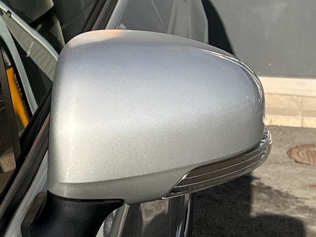 プリウス Ｓ　パナソニック７型ナビ　Ｂｌｕｅｔｏｏｔｈ　バックモニター　ビルトインＥＴＣ　ＨＩＤヘッドライト　フォグランプ　ＣＤ　ＴＶ　ステアリングスイッチ　ＰＵＳＨスタート　純正アルミホイール　ＡＵＴＯライト（64枚目）